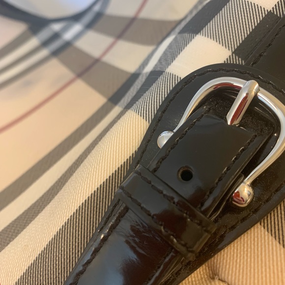 BURBERRY supernova check big hobo bag with dust cover - Picture 4 of 15